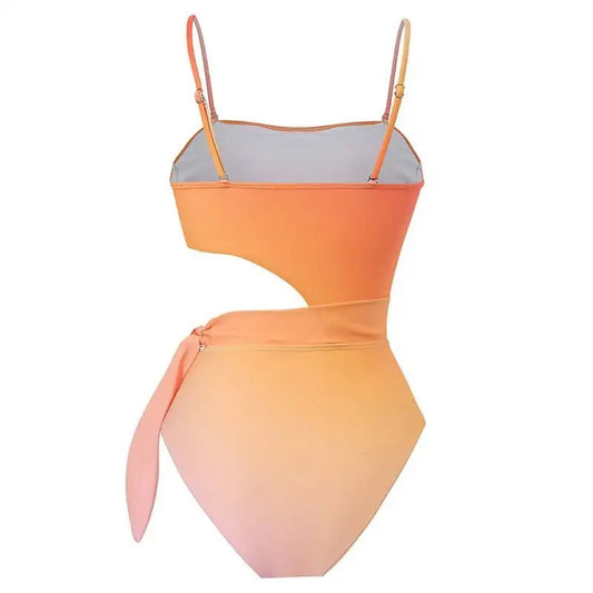 Traje de baño de lunares 